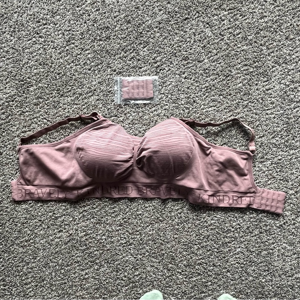 Kindred Bravely Nursing and Pumping Bra